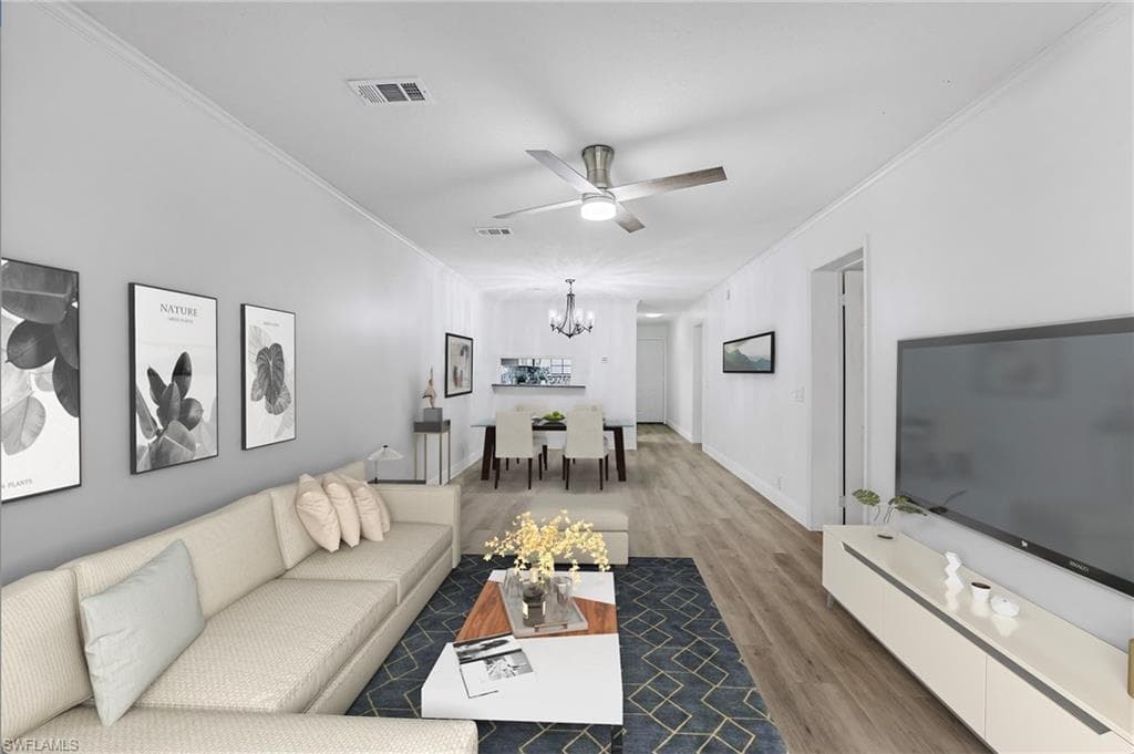 5286 Treetops Dr I-105, Naples, FL 34113-3