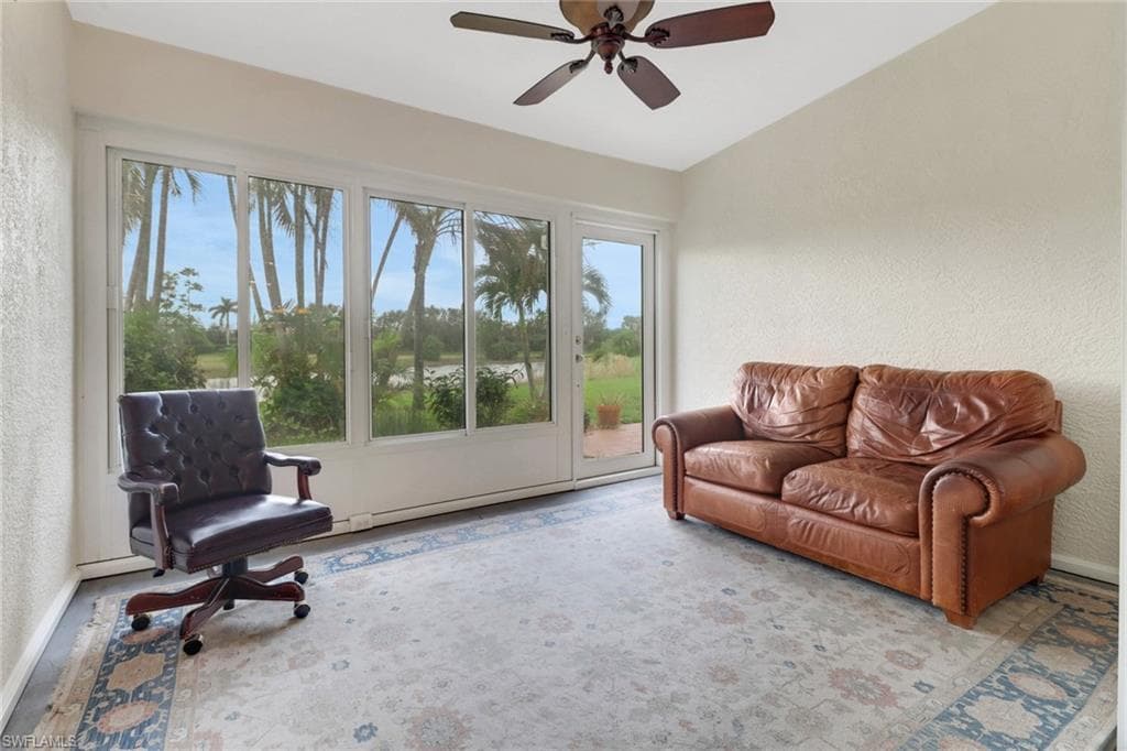 280 Naomi Dr 5401, Naples, FL 34104-19