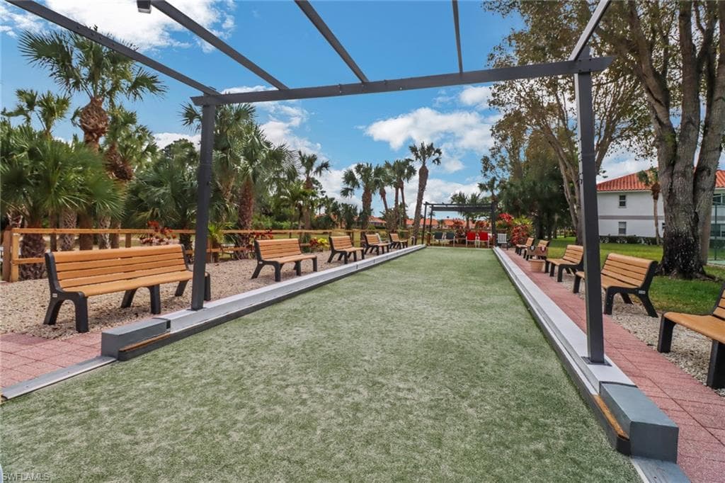 280 Naomi Dr 5401, Naples, FL 34104-29