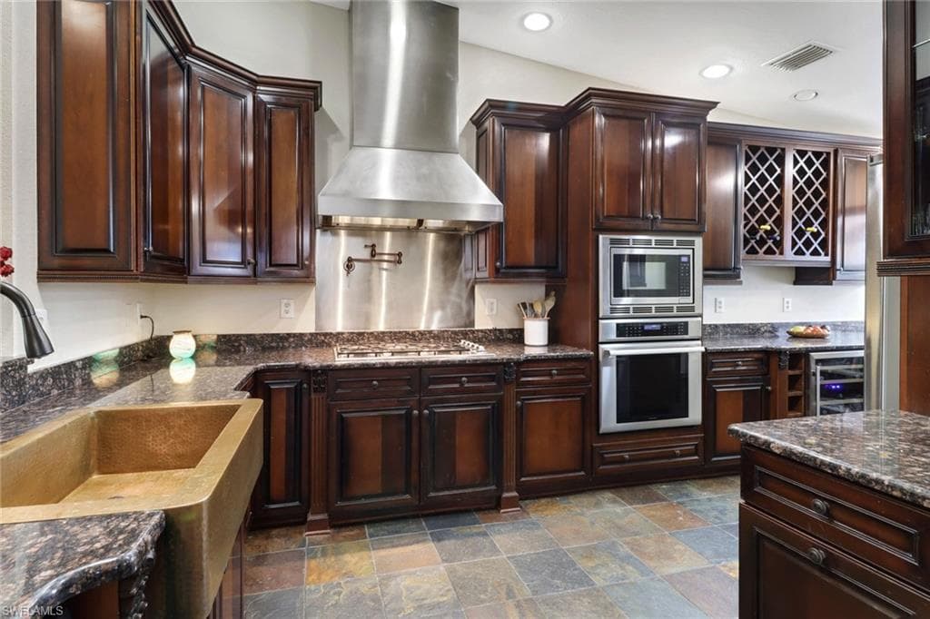280 Naomi Dr 5401, Naples, FL 34104-3
