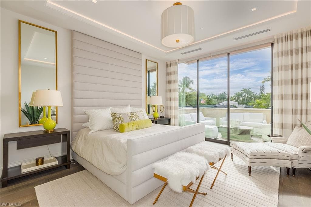 505 5th Ave S 201, Naples, FL 34102-15