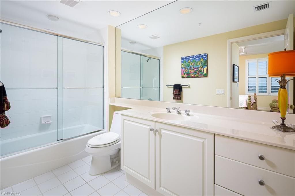 435 Dockside Dr A-804, Naples, FL 34110-16