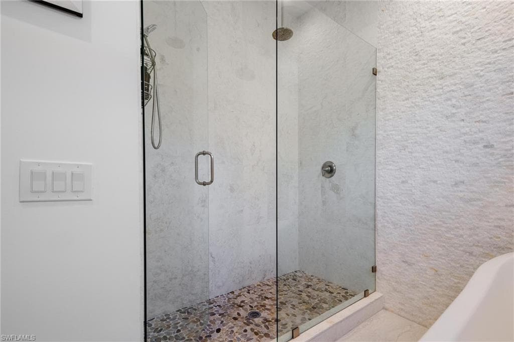 857 93rd Ave N, Naples, FL 34108-20