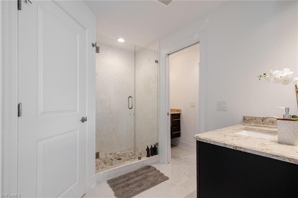 857 93rd Ave N, Naples, FL 34108-32