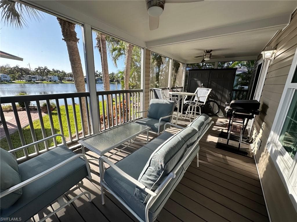 1113 Diamond Lake Cir, Naples, FL 34114-24