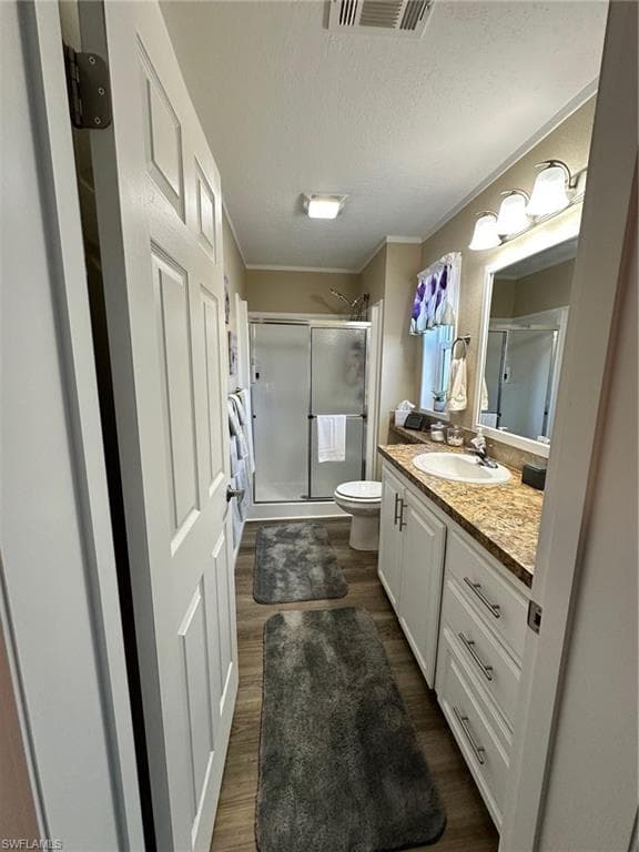 1113 Diamond Lake Cir, Naples, FL 34114-30