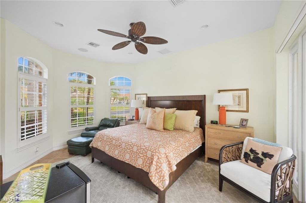4908 Rustic Oaks Cir, Naples, FL 34105-12