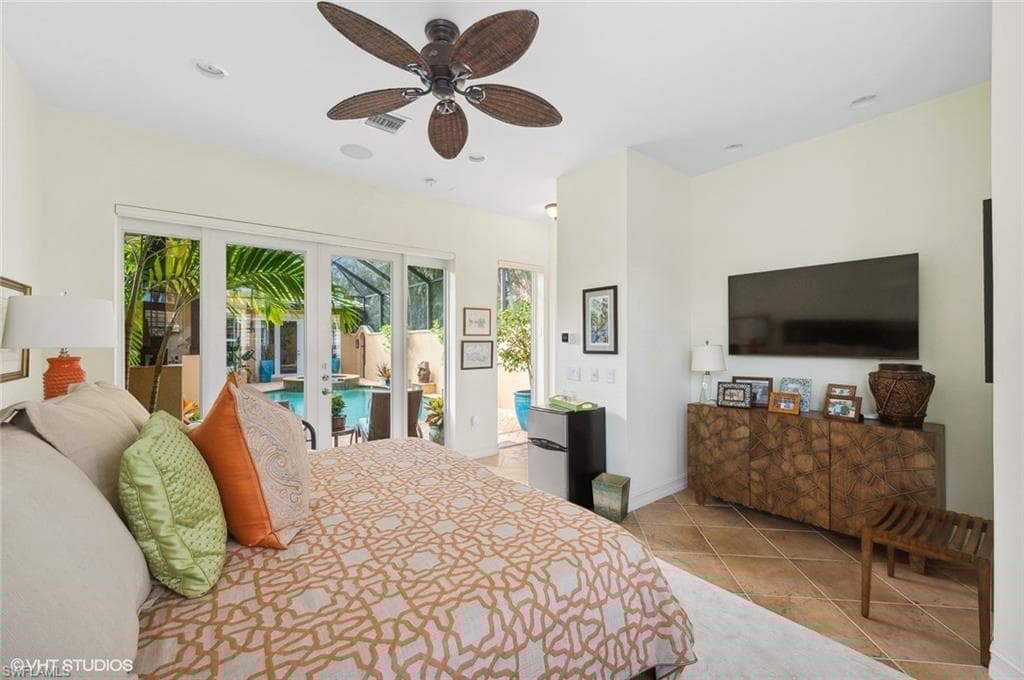 4908 Rustic Oaks Cir, Naples, FL 34105-13