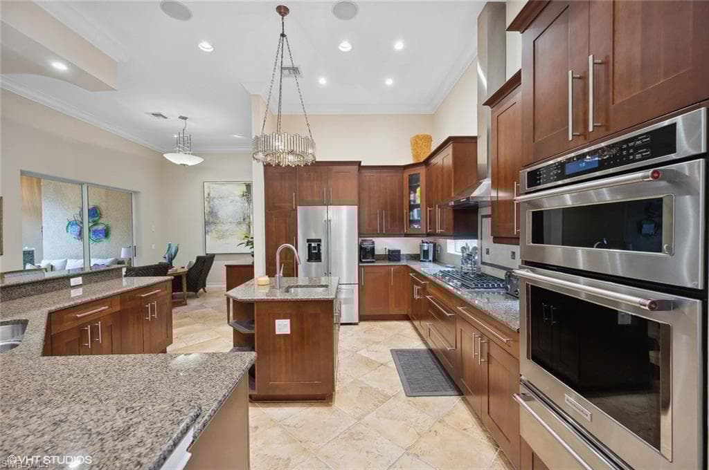 4908 Rustic Oaks Cir, Naples, FL 34105-16