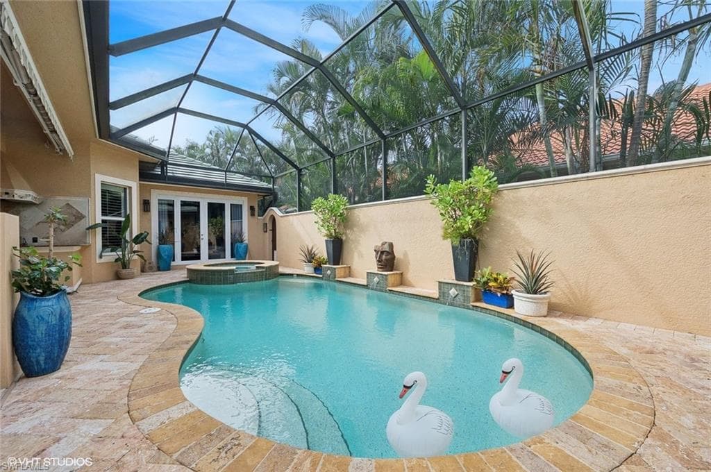 4908 Rustic Oaks Cir, Naples, FL 34105-4
