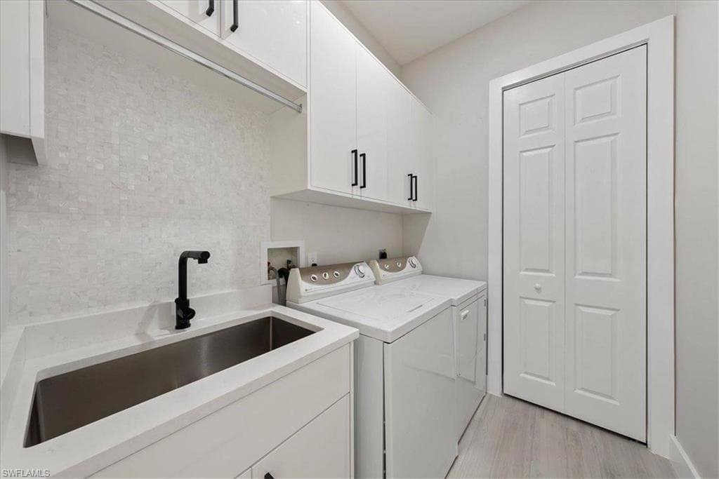 12800 Treeline Ct, North Fort Myers, FL 33903-34