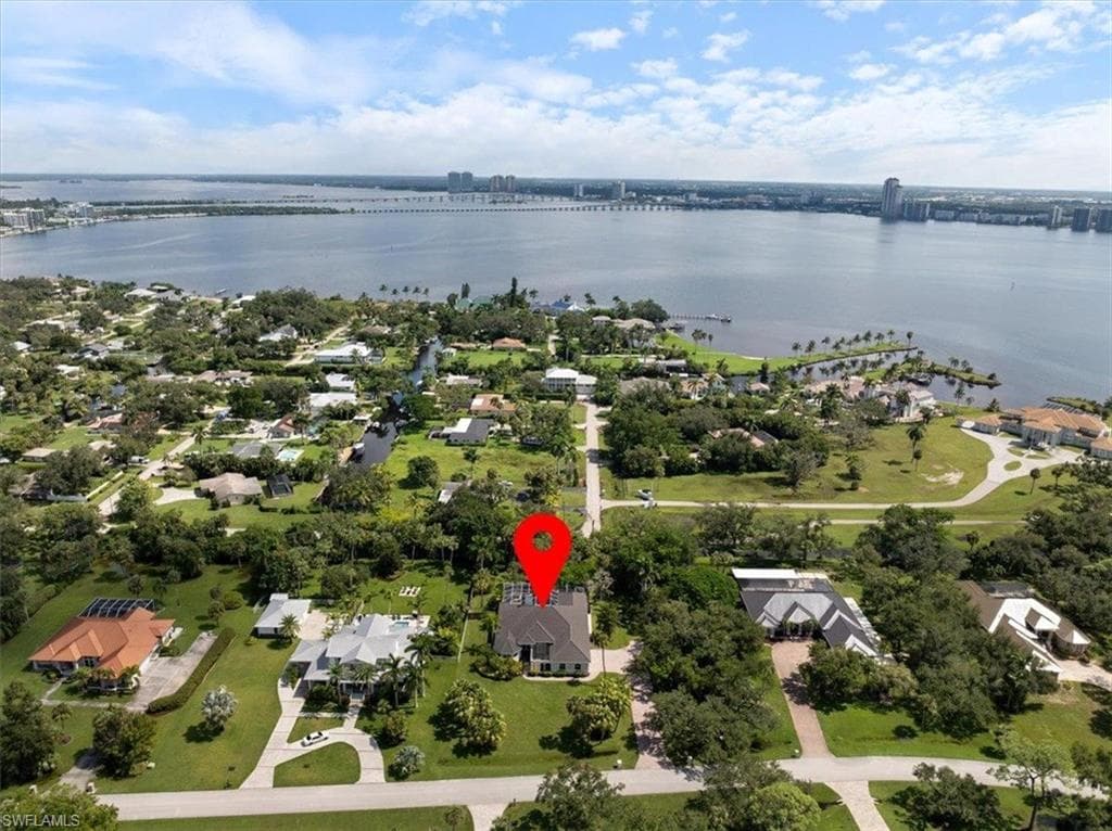 12800 Treeline Ct, North Fort Myers, FL 33903-39