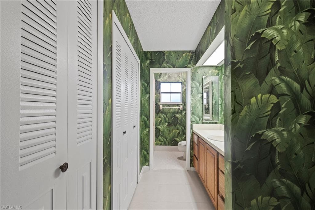 1207 Arcola Dr, Fort Myers, FL 33919-9