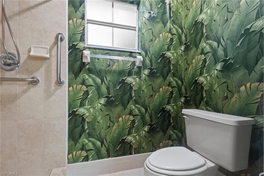 1207 Arcola Dr, Fort Myers, FL 33919-11
