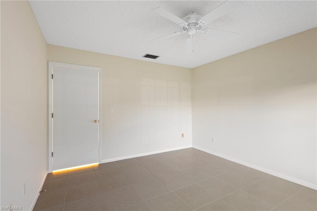 1207 Arcola Dr, Fort Myers, FL 33919-14