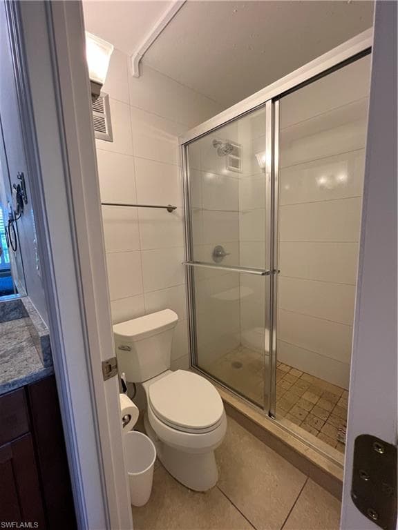 2555 Tamiami Trl N 204, Naples, FL 34103-9