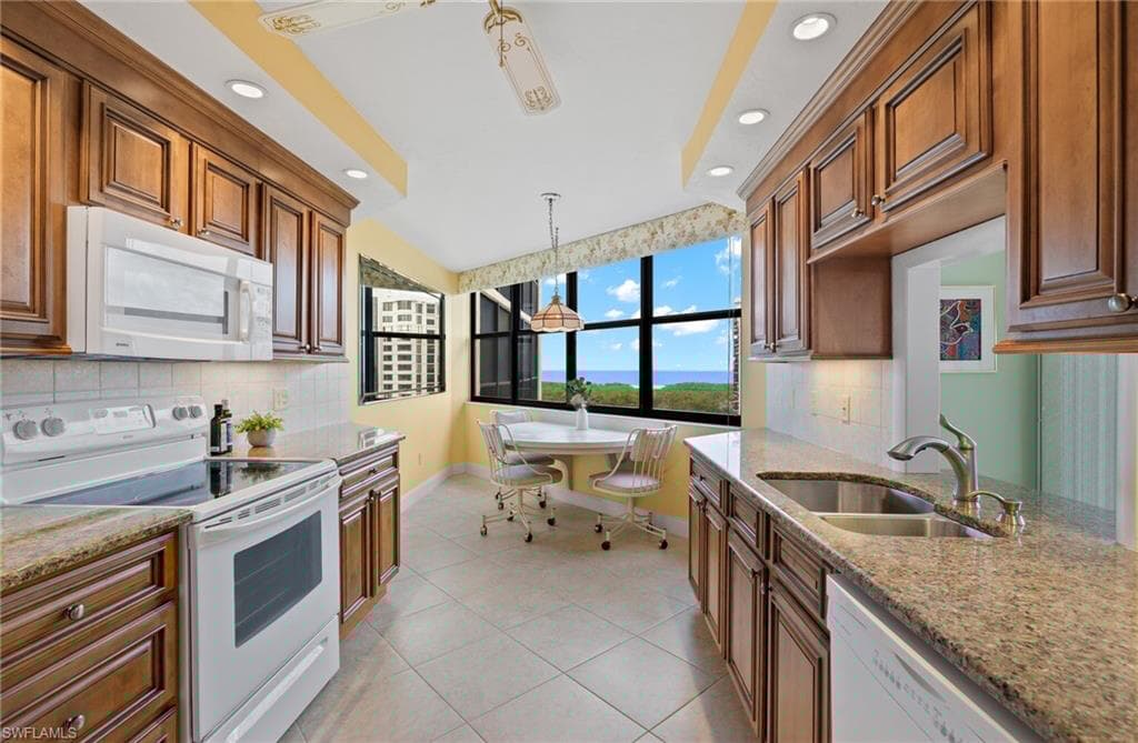 6000 Pelican Bay Blvd 804, Naples, FL 34108-14