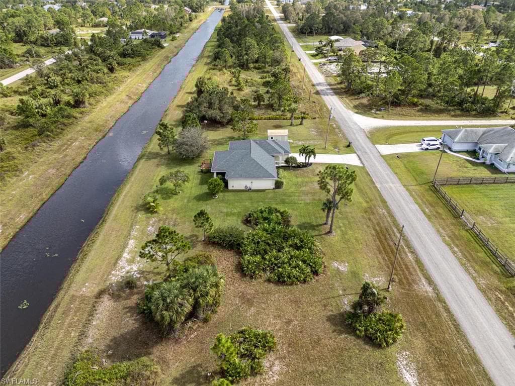 943 Plantation Rd, Lehigh Acres, FL 33974-14