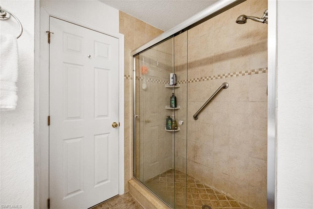 943 Plantation Rd, Lehigh Acres, FL 33974-31