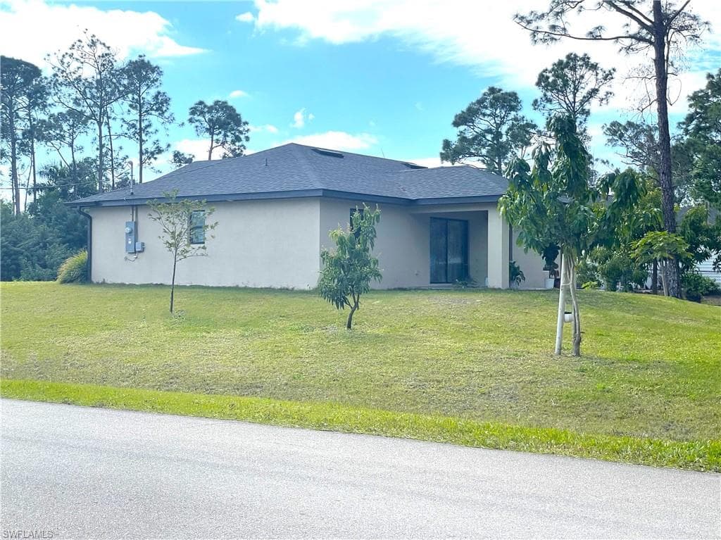 5536 Beck St, Lehigh Acres, FL 33971-16