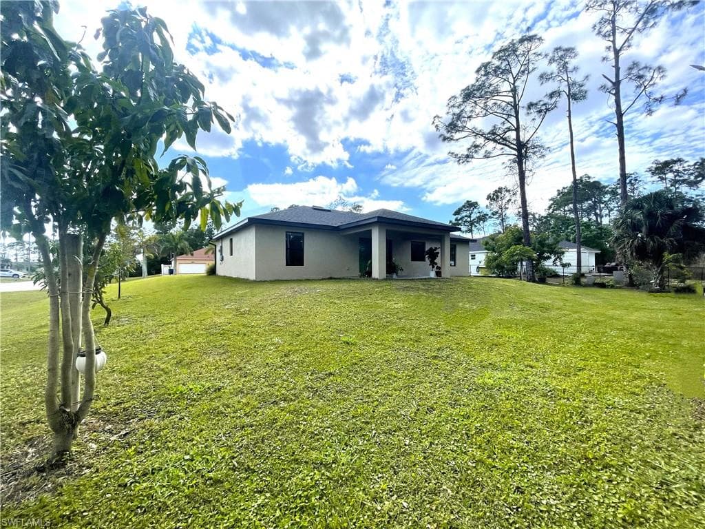5536 Beck St, Lehigh Acres, FL 33971-18