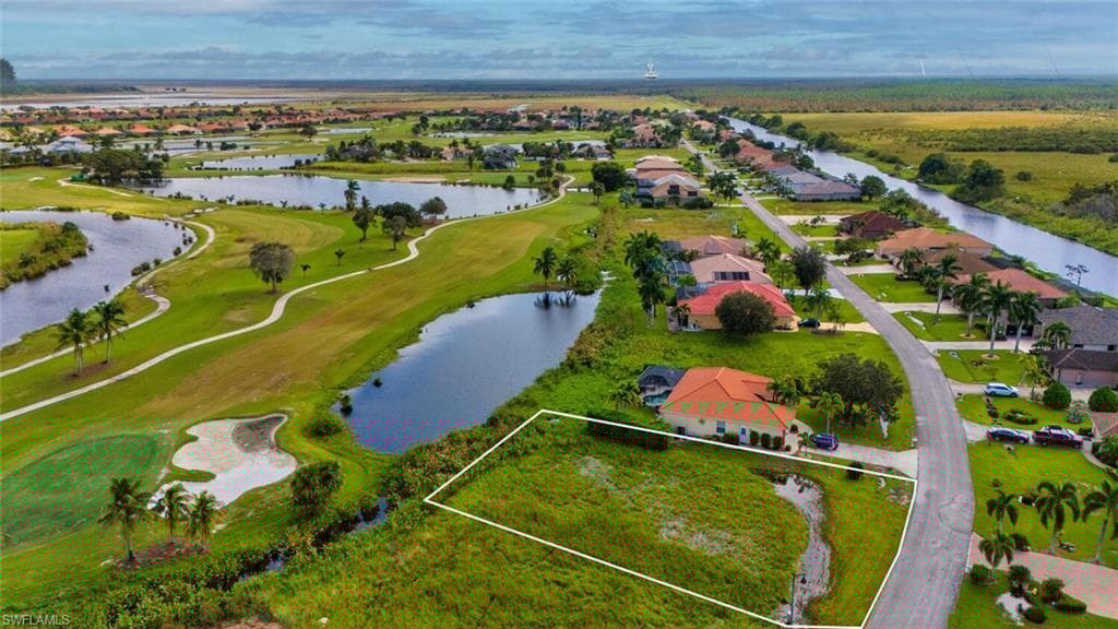 18384 Royal Hammock Blvd, Naples, FL 34114-2
