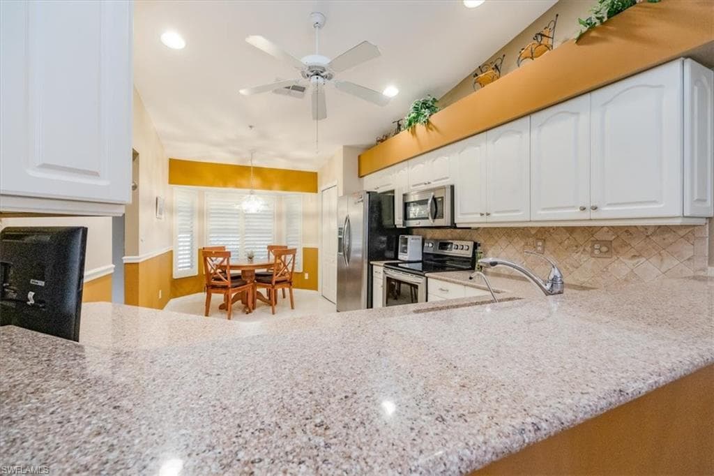 8480 Naples Heritage Dr 1126, Naples, FL 34112-9