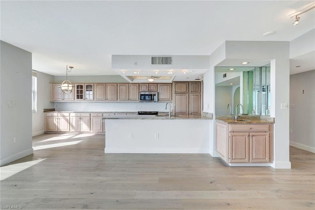 6101 Pelican Bay Blvd 1402, Naples, FL 34108-12