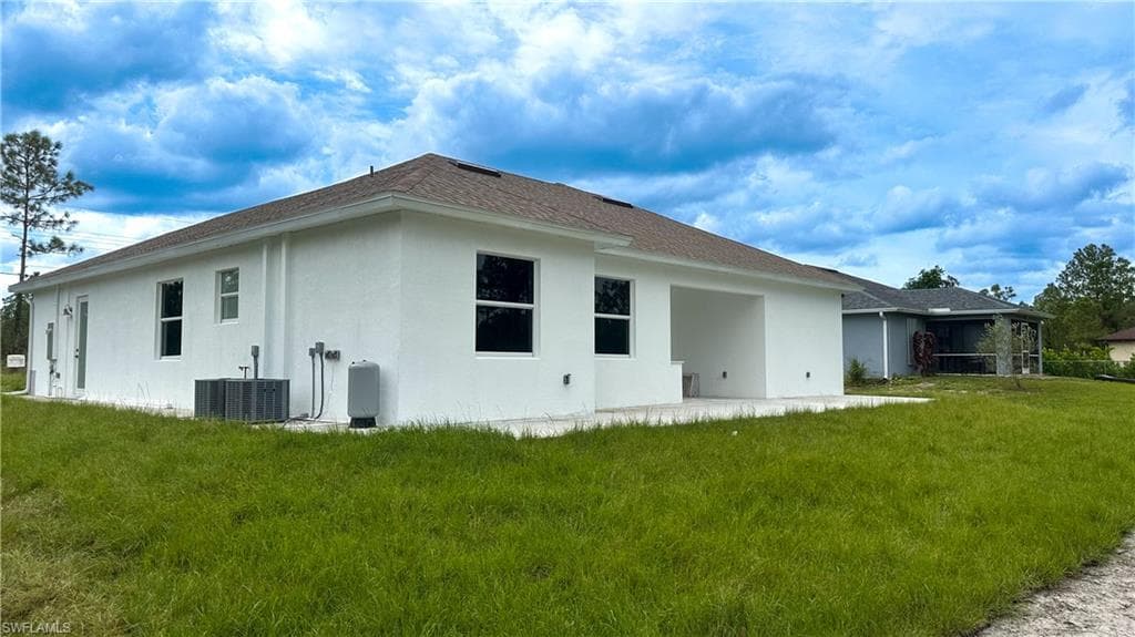 3449 43rd Ave NE, Naples, FL 34120-27