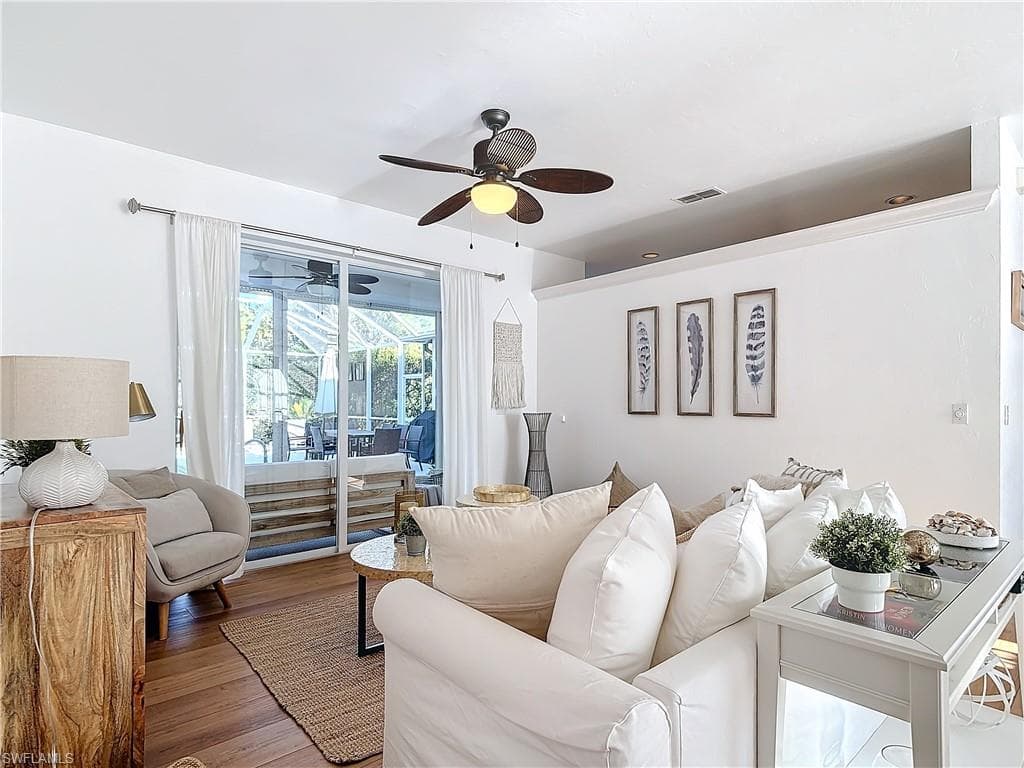 4991 Brixton Ct, Naples, FL 34104-11