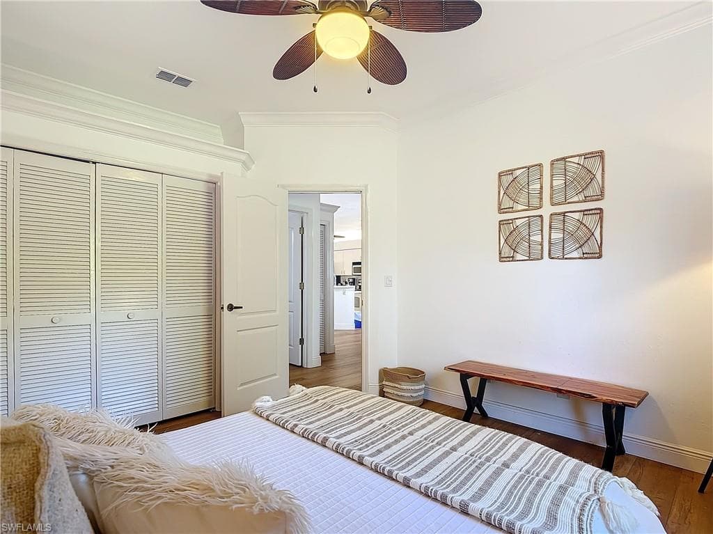 4991 Brixton Ct, Naples, FL 34104-38