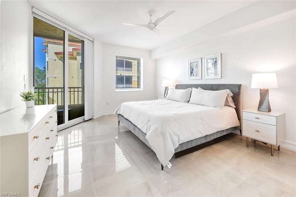 2738 Tiburon Blvd E B-305, Naples, FL 34109-14