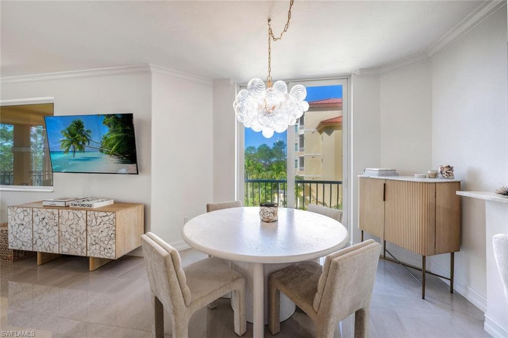 2738 Tiburon Blvd E B-305, Naples, FL 34109-6
