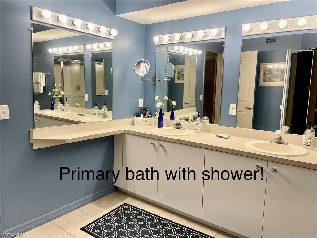 15475 Cedarwood Ln 8-202, Naples, FL 34110-9