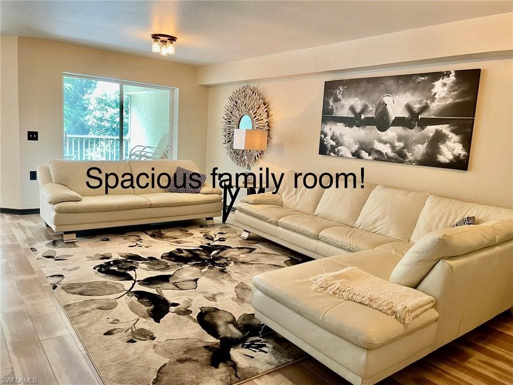 15475 Cedarwood Ln 8-202, Naples, FL 34110-12