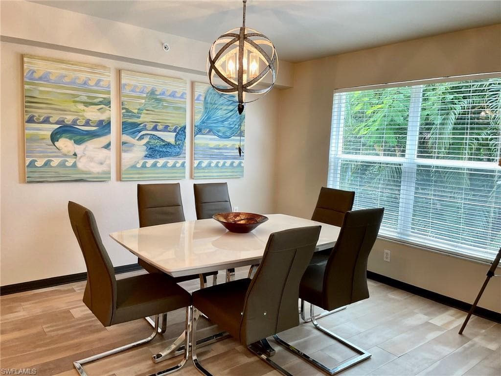 15475 Cedarwood Ln 8-202, Naples, FL 34110-6