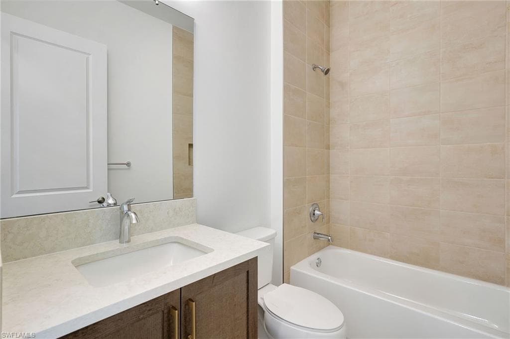 20428 Estero Crossing Blvd, Estero, FL 33928-19