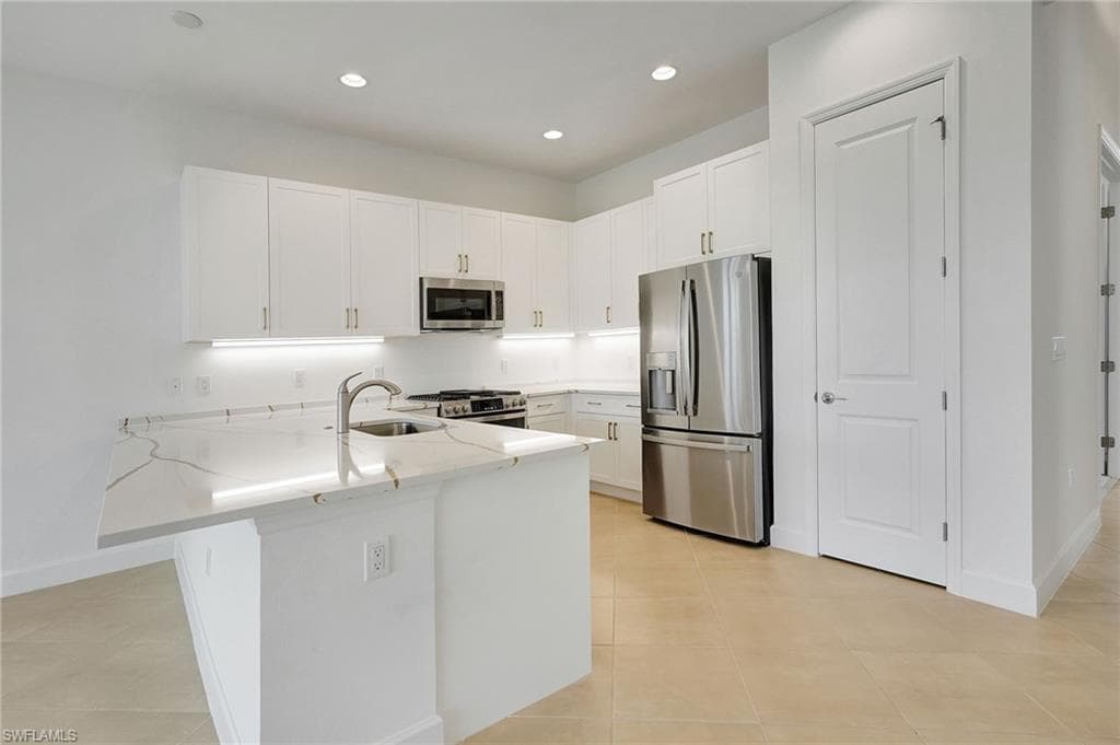 20428 Estero Crossing Blvd, Estero, FL 33928-4