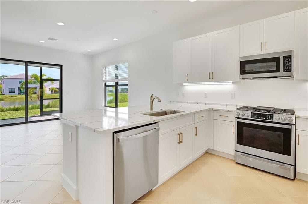 20428 Estero Crossing Blvd, Estero, FL 33928-5