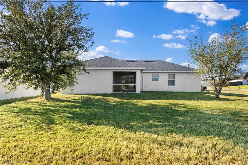 131 23rd Ter, Cape Coral, FL 33909-27