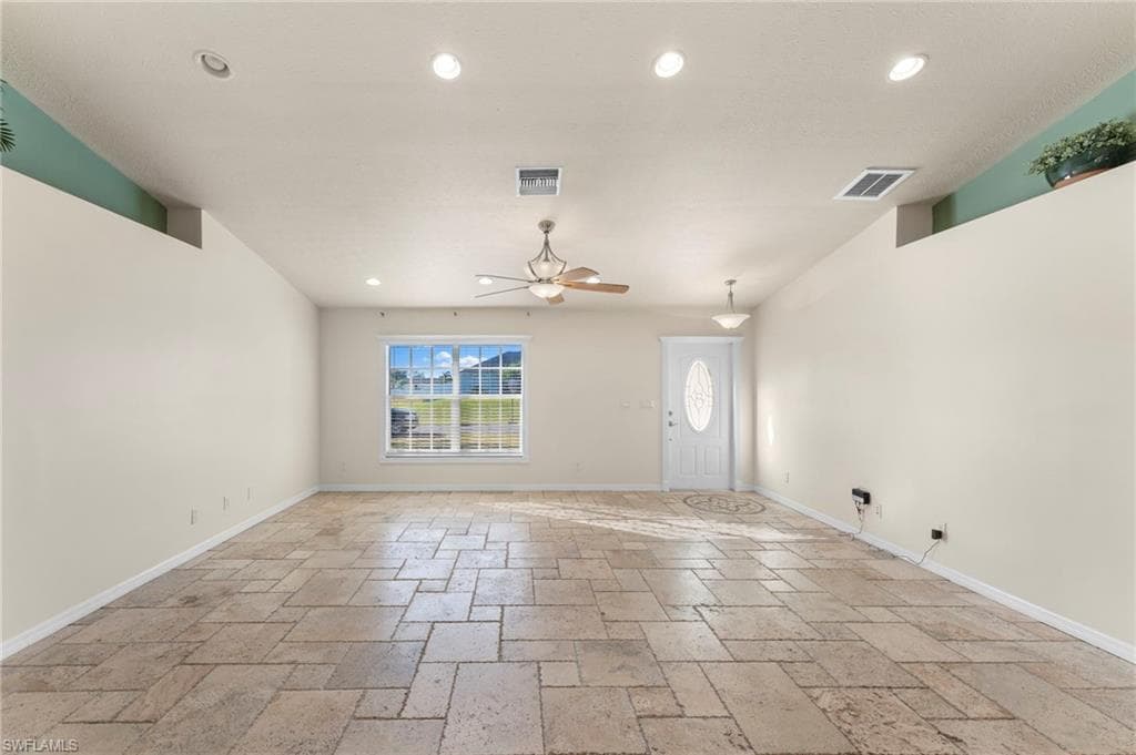 131 23rd Ter, Cape Coral, FL 33909-4
