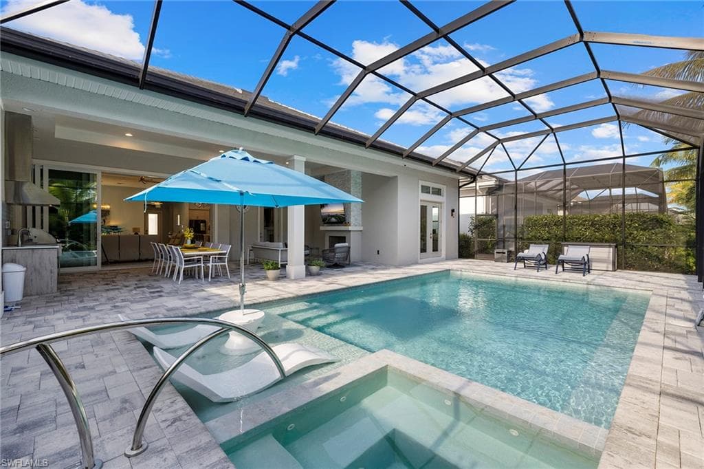 3184 Capistrano Ln, Naples, FL 34114-8