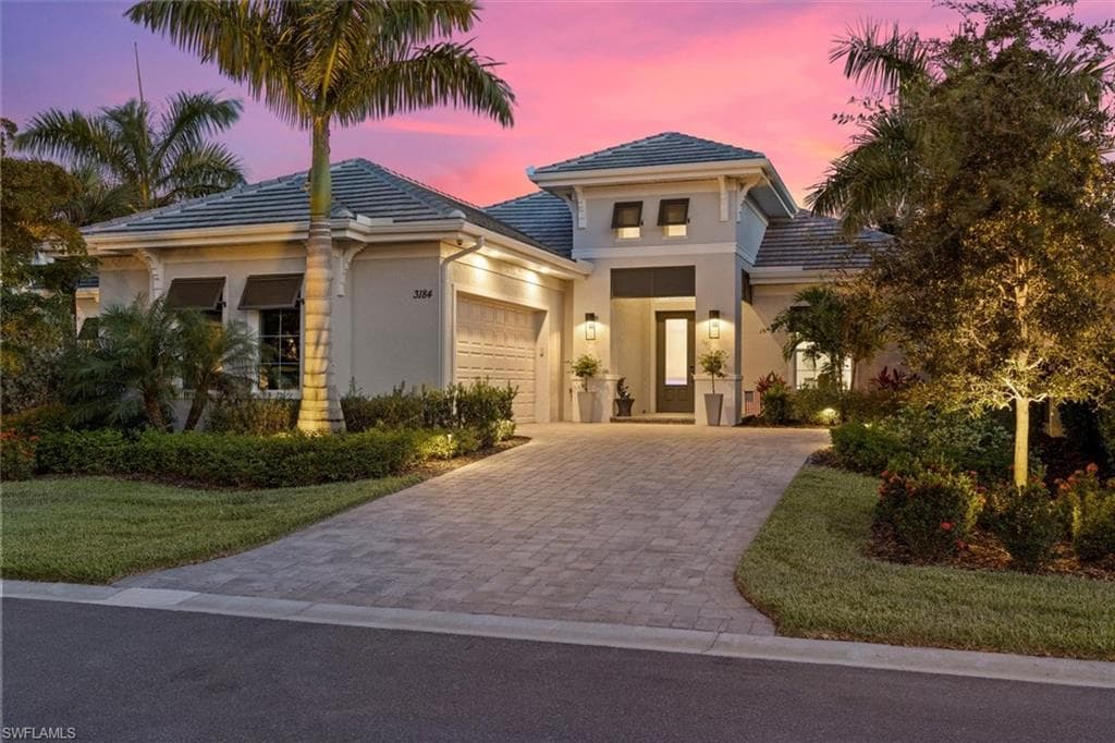 3184 Capistrano Ln, Naples, FL 34114-1