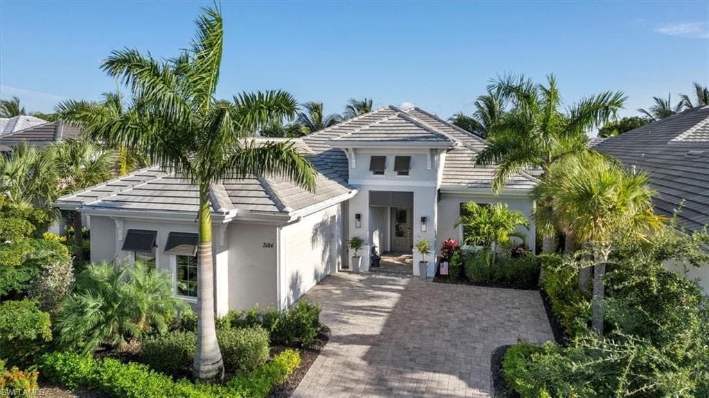 3184 Capistrano Ln, Naples, FL 34114-3