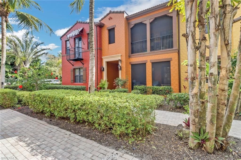 9163 Delano St 100-2, Naples, FL 34113-1