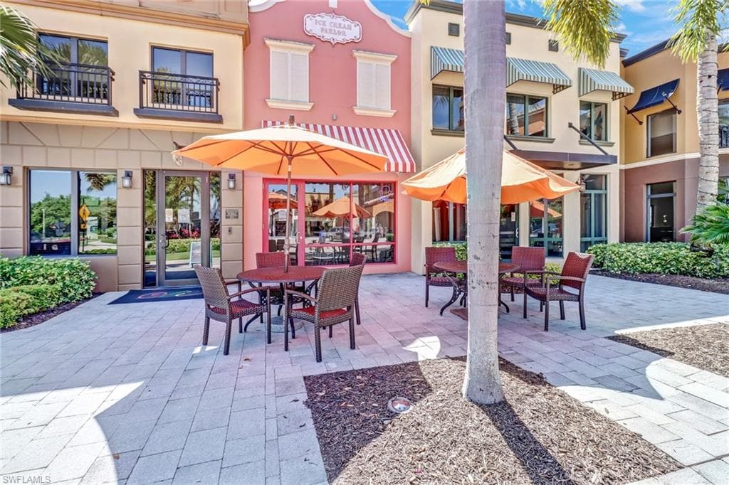 9163 Delano St 100-2, Naples, FL 34113-33