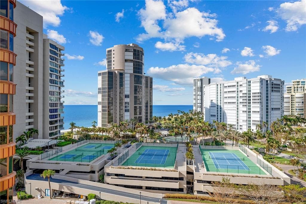 4251 Gulf Shore Blvd N 11b, Naples, FL 34103-27