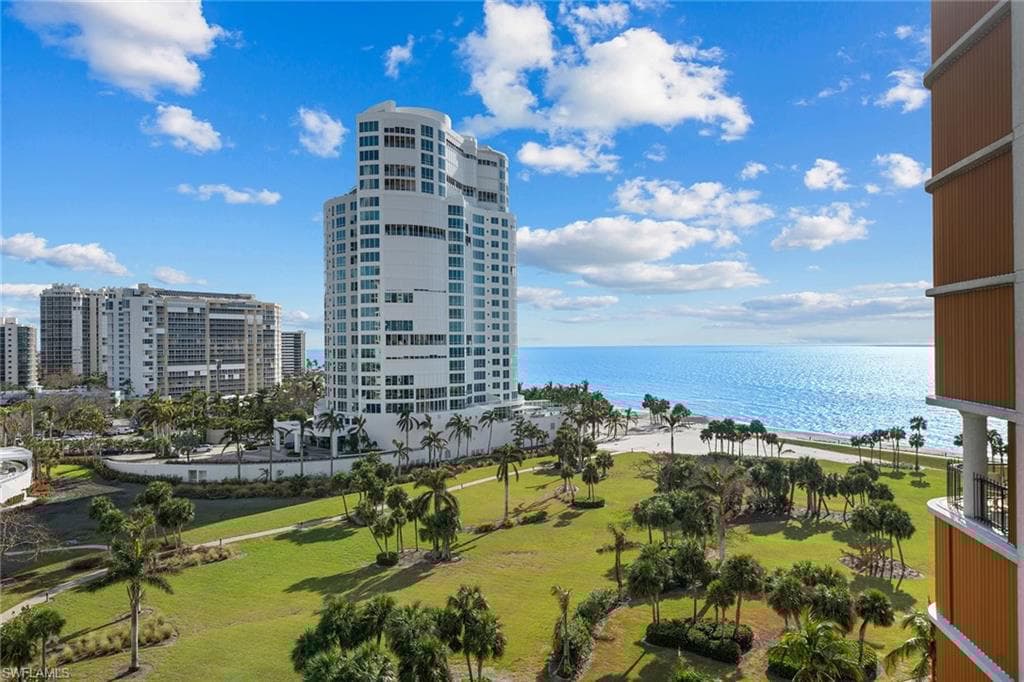 4251 Gulf Shore Blvd N 11b, Naples, FL 34103-2