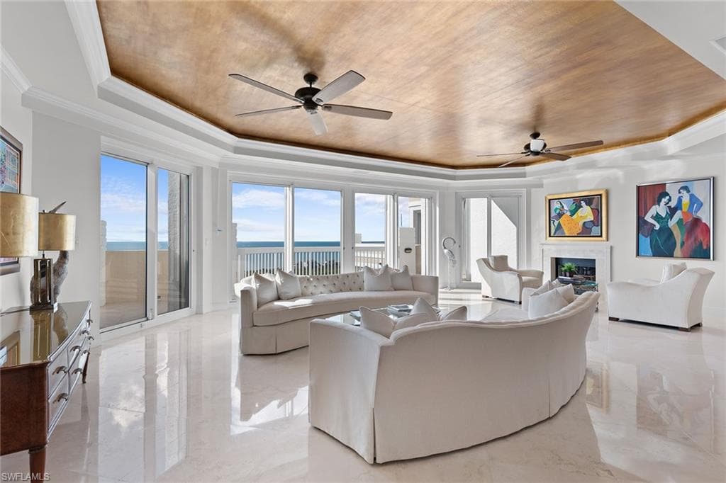 7117 Pelican Bay Blvd Ph-17, Naples, FL 34108-24