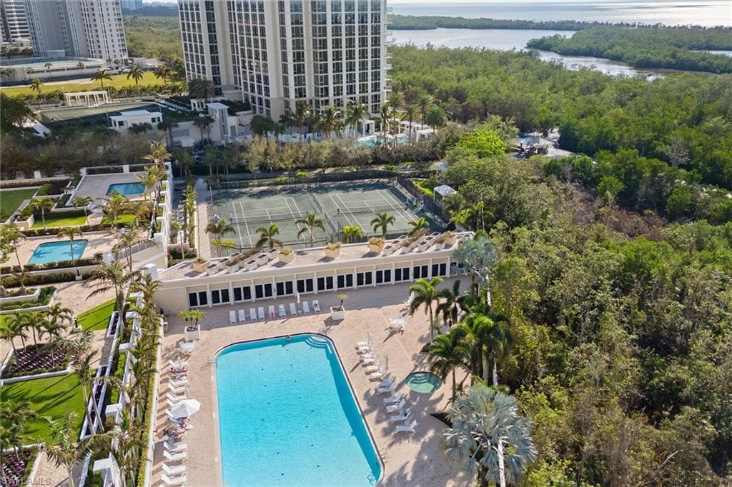 7117 Pelican Bay Blvd Ph-17, Naples, FL 34108-36